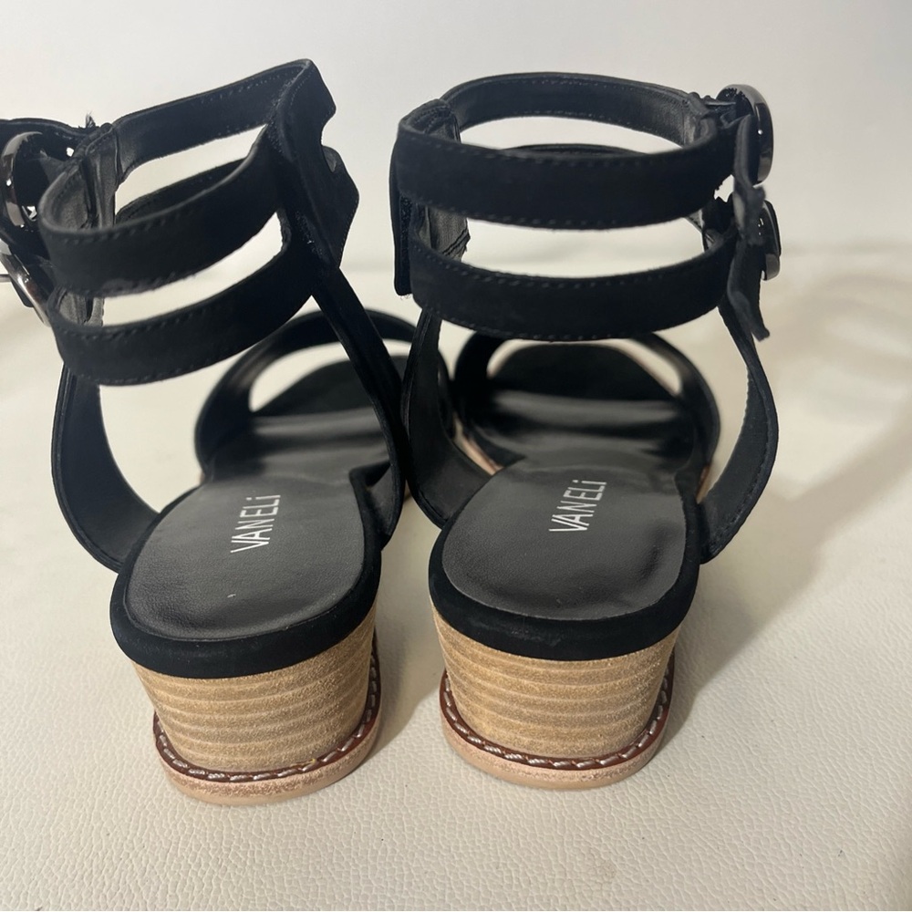 Vaneli Black Sandals Minimalist Design NWOT - Picture 5 of 10